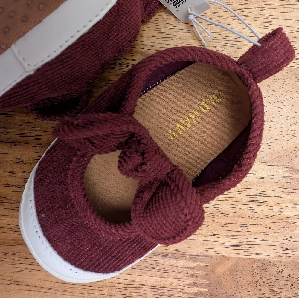 NWT! Old Navy Corduroy Bow-Tie Sneakers for Baby